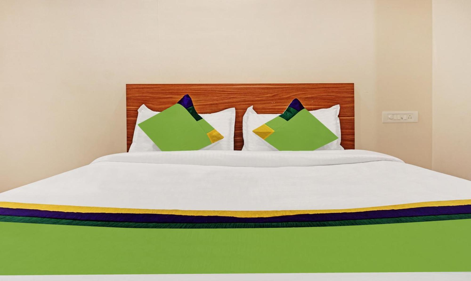 Hotel Treebo Trip Sai Krupa à Pune Extérieur photo