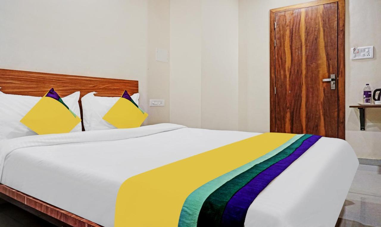 Hotel Treebo Trip Sai Krupa à Pune Extérieur photo